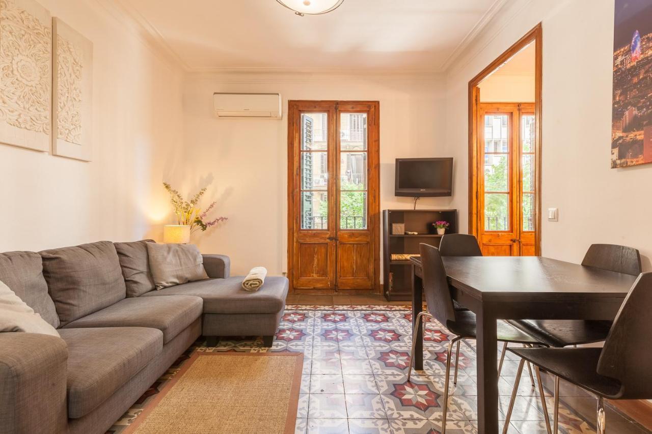 En El Corazon De Barcelona Apartment Luaran gambar