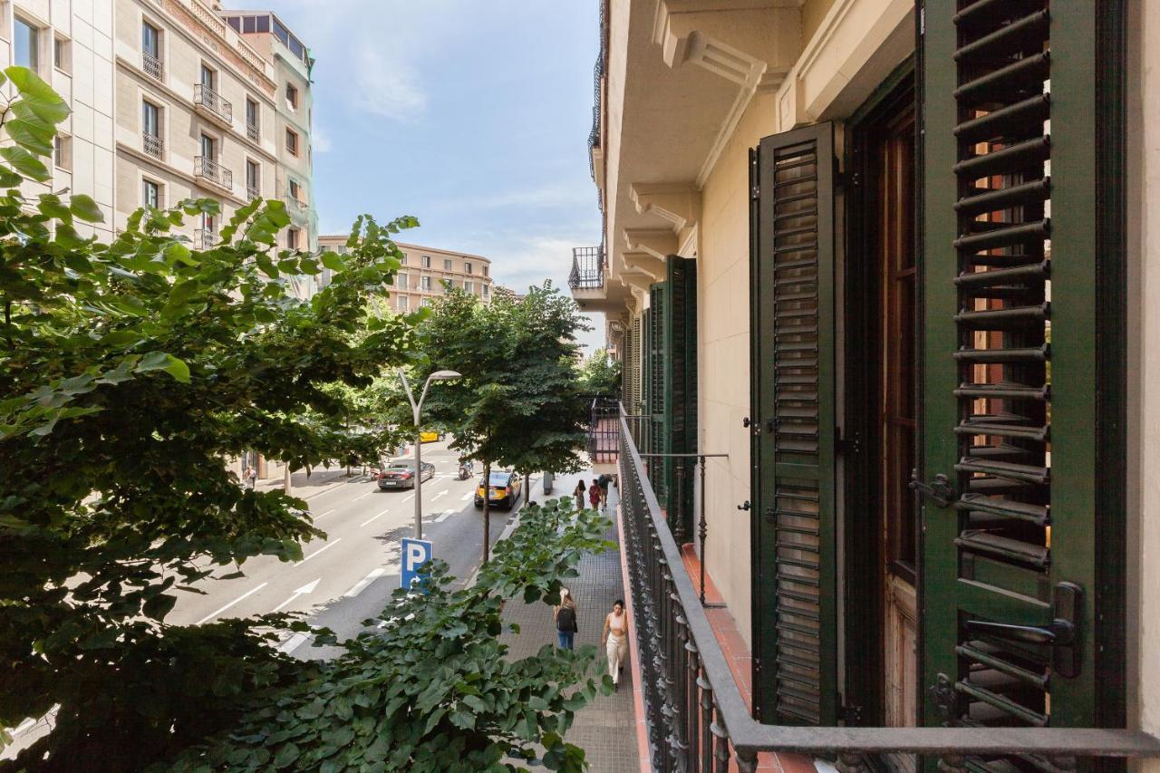 En El Corazon De Barcelona Apartment Luaran gambar