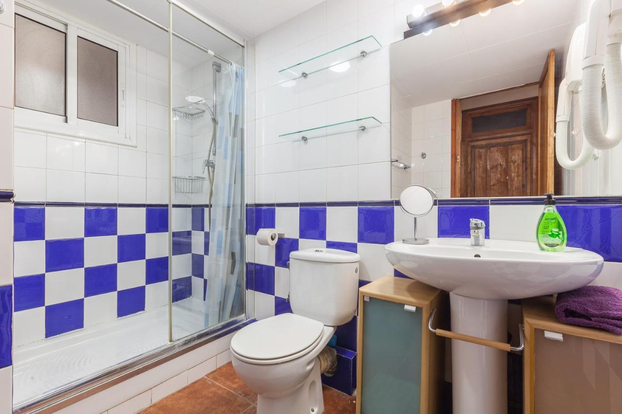 En El Corazon De Barcelona Apartment Luaran gambar