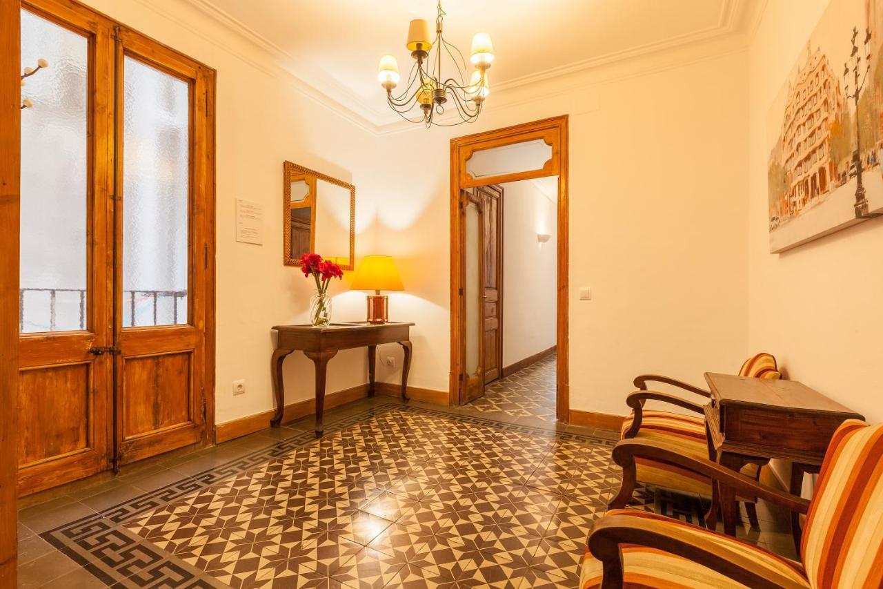 En El Corazon De Barcelona Apartment Luaran gambar